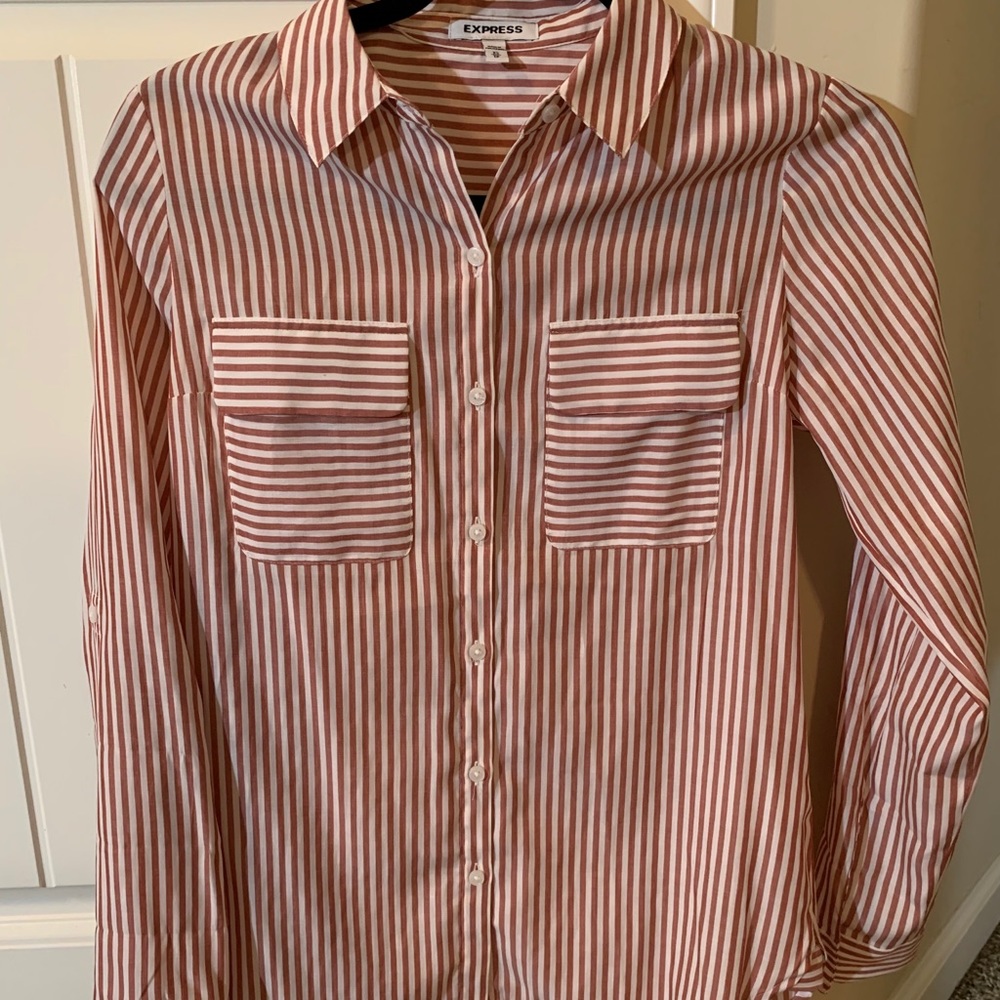 White & pink striped button up